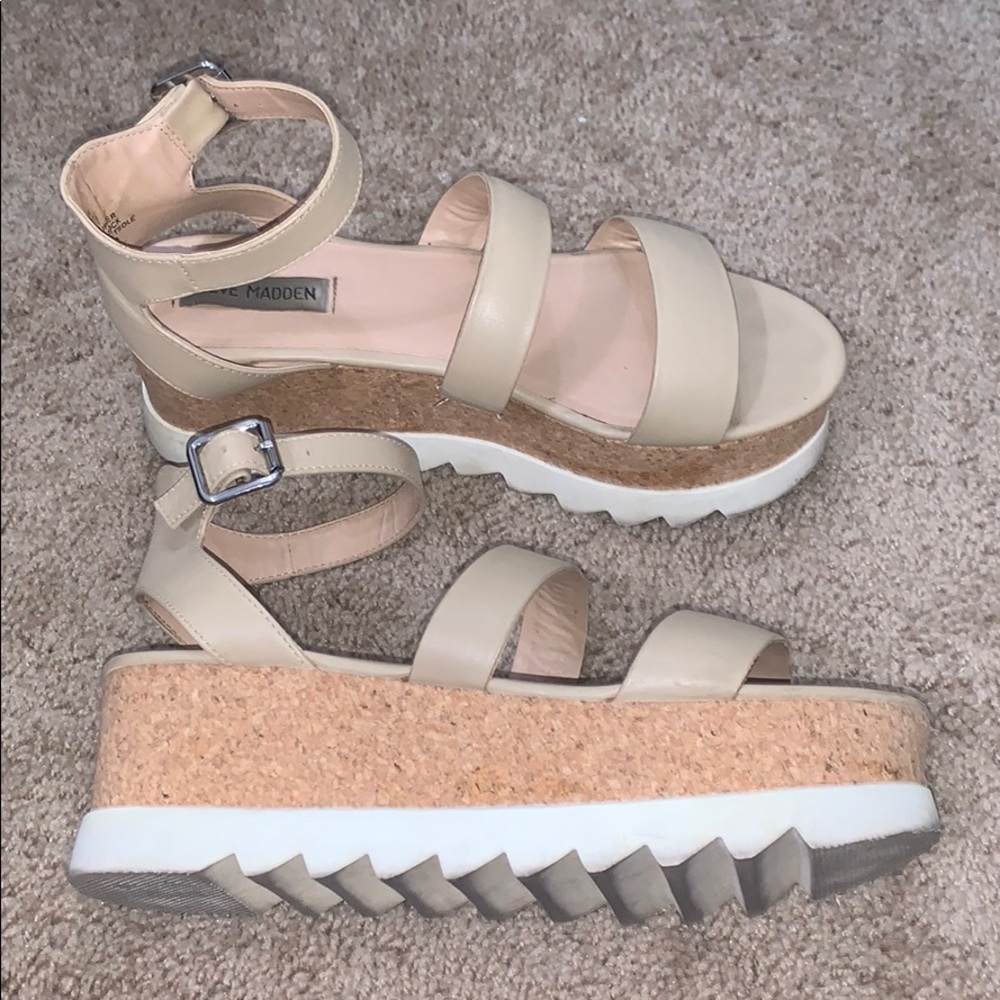 Steve Madden Platform Tan Sandals